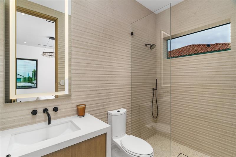 Image 80 of 98 For 6107 Ocean Blvd