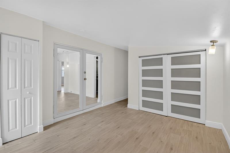 Image 28 of 33 For 1606 15th Av  1606
