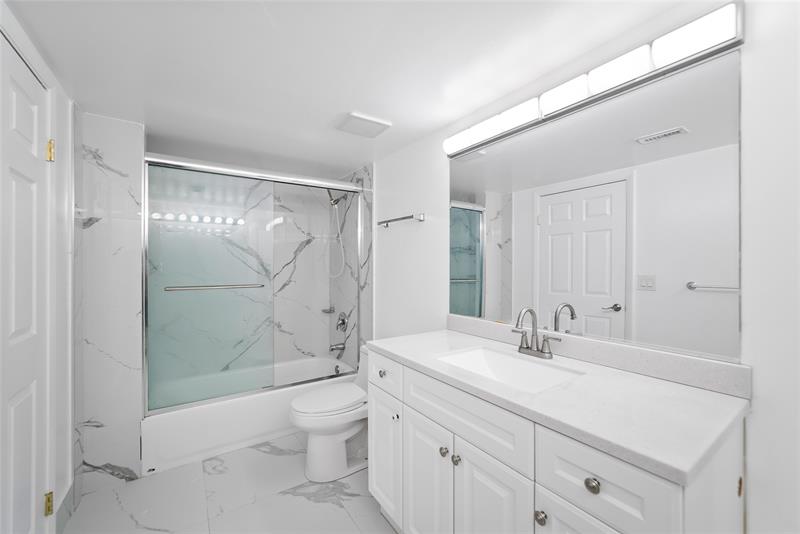 Image 13 of 40 For 9986 Boca Gardens Trail  C