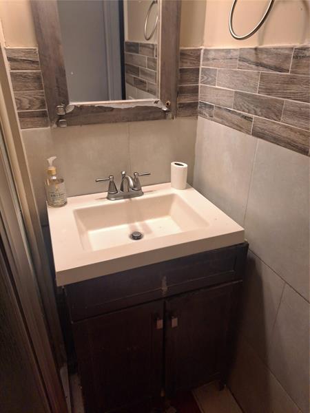 Image 10 of 13 For 1490 43rd Ave  208