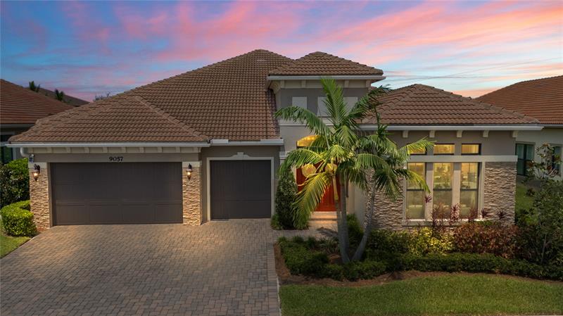 Image 14 of 20 For 9057 Porto Way