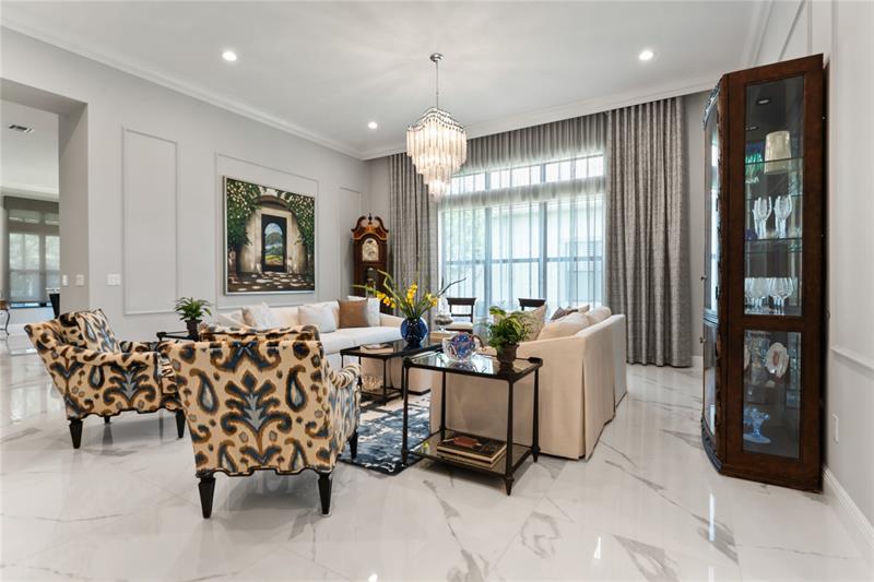 Image 3 of 20 For 9057 Porto Way