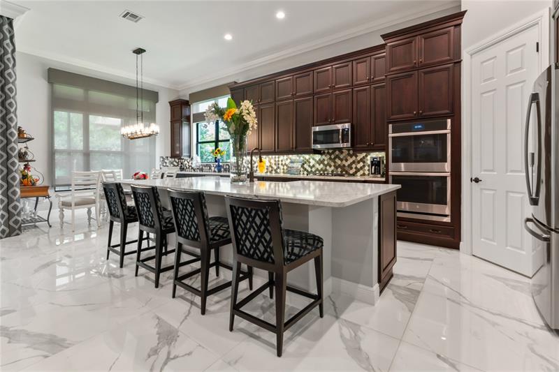 Image 5 of 20 For 9057 Porto Way