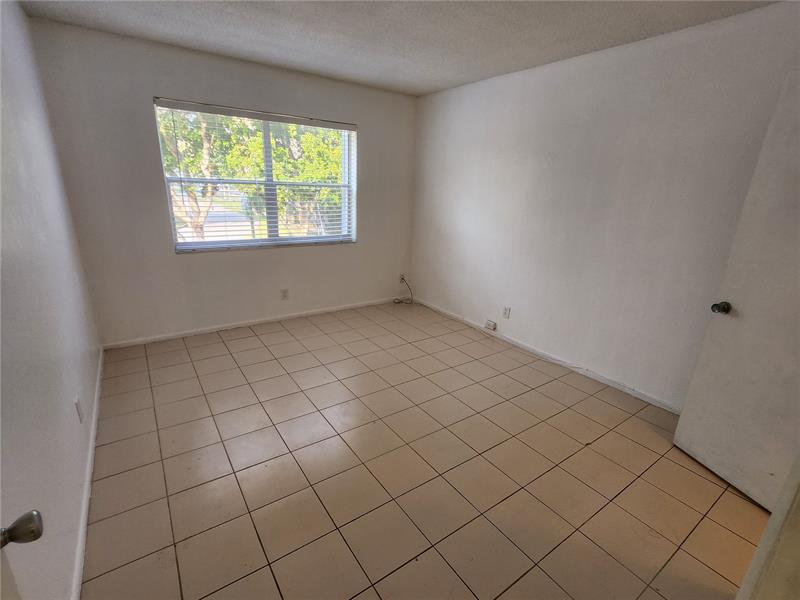 Image 17 of 29 For 6200 22nd Way  212