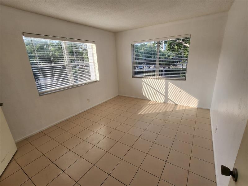 Image 6 of 29 For 6200 22nd Way  212