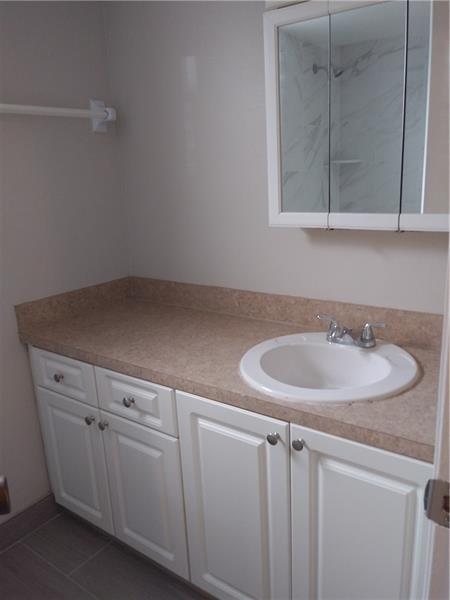 Image 12 of 19 For 6507 Winfield Blvd  125-c