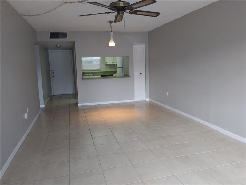 Image 5 of 19 For 6507 Winfield Blvd  125-c
