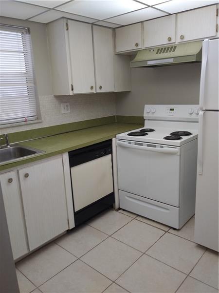 Image 8 of 19 For 6507 Winfield Blvd  125-c