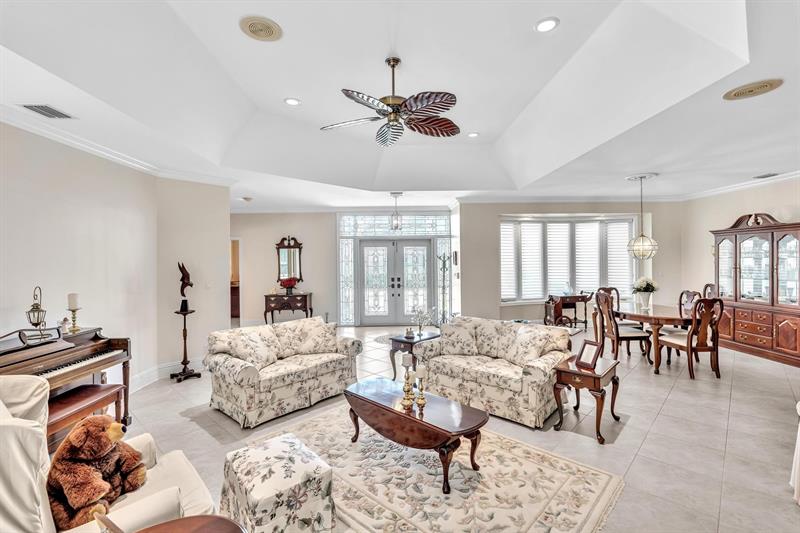 Image 12 of 36 For 10378 Saint Andrews Rd
