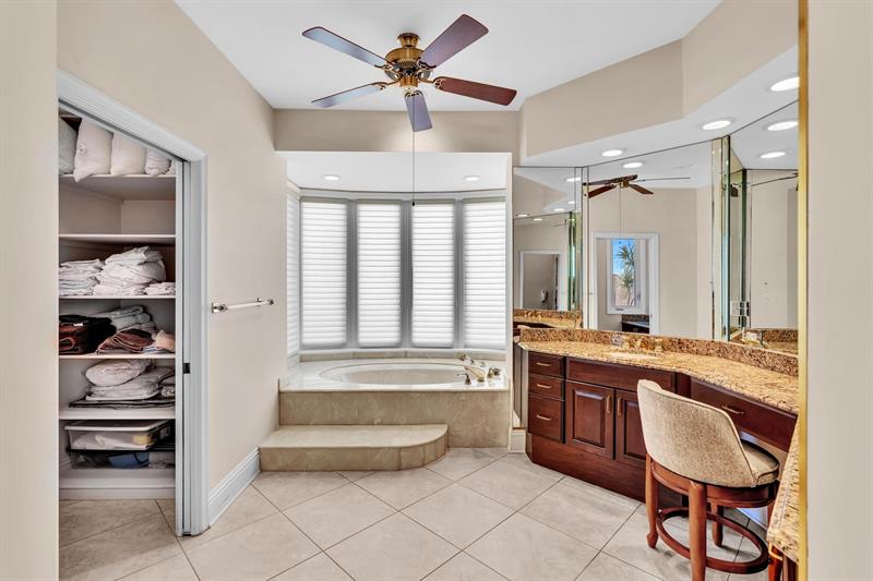 Image 17 of 36 For 10378 Saint Andrews Rd