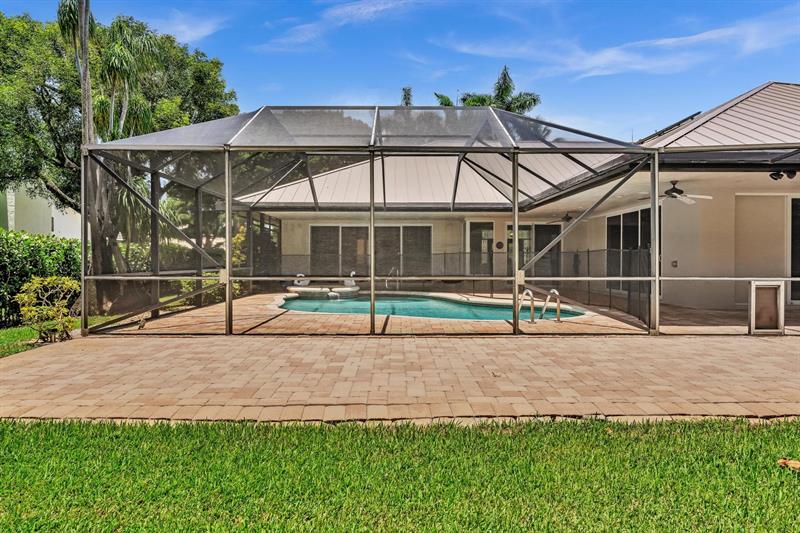 Image 25 of 36 For 10378 Saint Andrews Rd