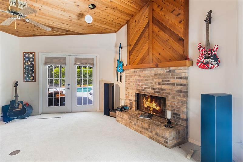 Image 6 of 37 For 410 45th Avenue