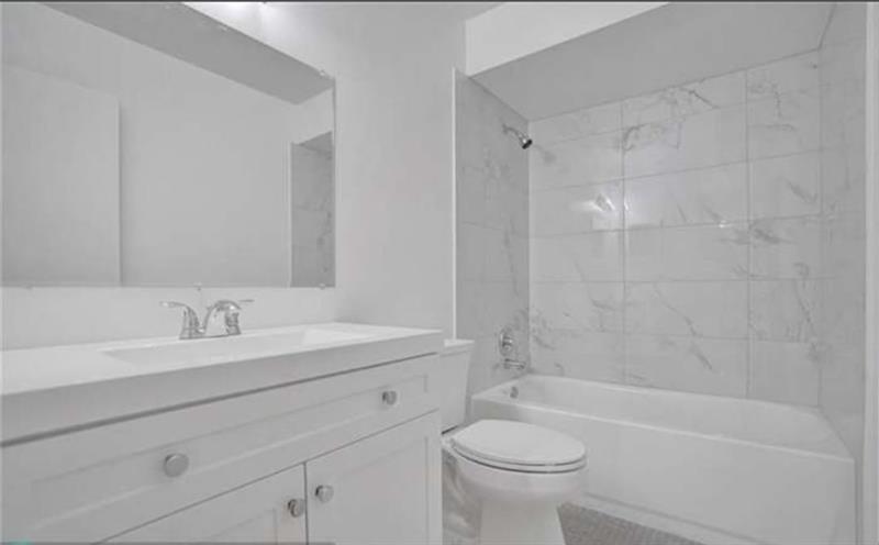 Image 14 of 15 For 4131 Unit#302 Stirling Rd