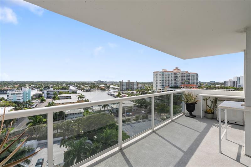 Image 16 of 31 For 2841 Ocean Blvd  1105