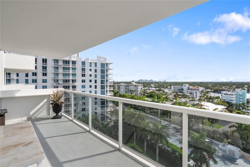 Image 17 of 31 For 2841 Ocean Blvd  1105