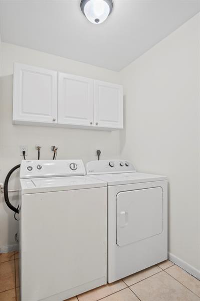 Image 23 of 27 For 6252 Highland Ct  6252
