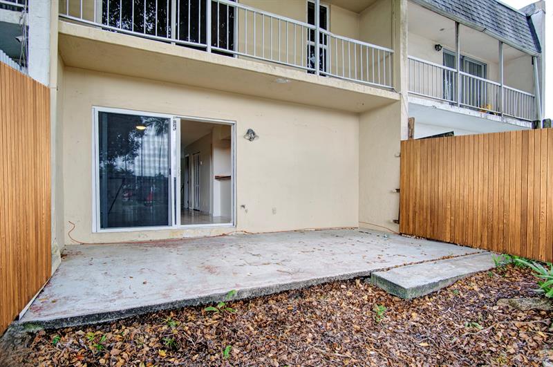 Image 26 of 27 For 6252 Highland Ct  6252