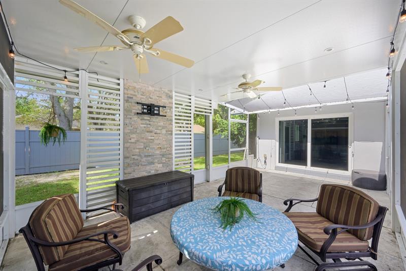 Image 24 of 30 For 10115 Calusa Club Dr