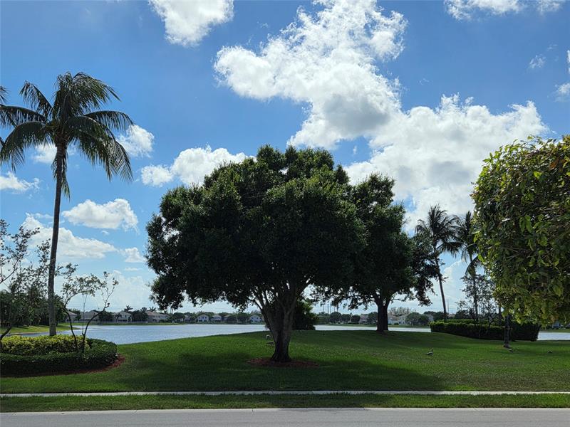 Details for 383 Berenger Walk, Royal Palm Beach, FL 33414