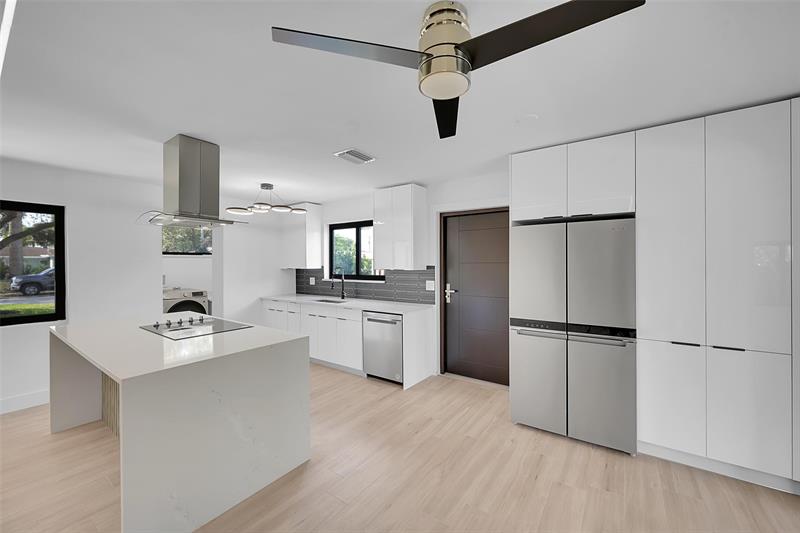 Image 9 of 23 For 1257 4th St  