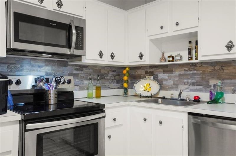 Image 10 of 28 For 4750 22nd Ct  410
