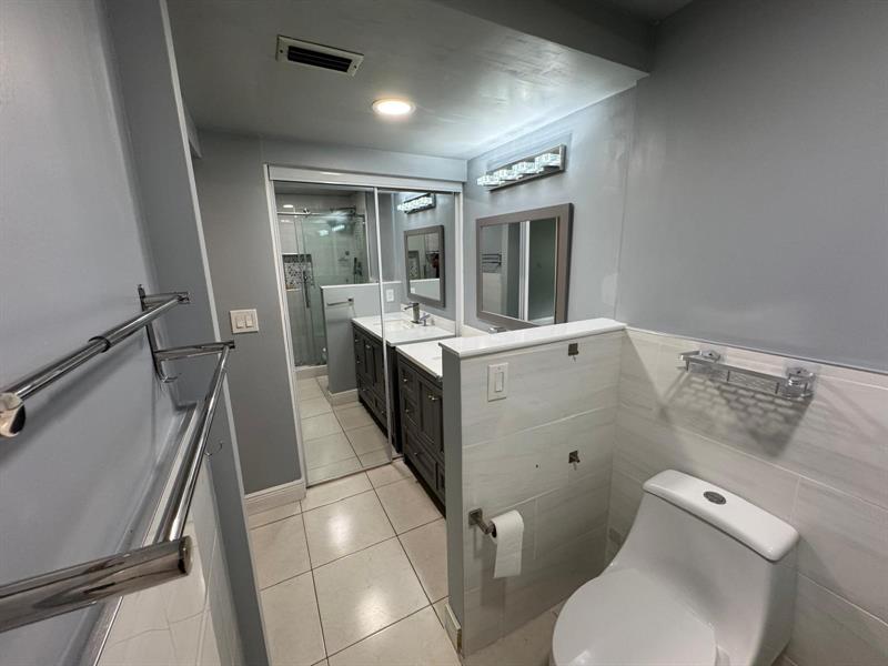 Image 24 of 37 For 7797 Golf Circle Dr  304