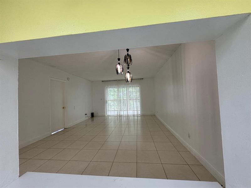 Image 9 of 37 For 7797 Golf Circle Dr  304
