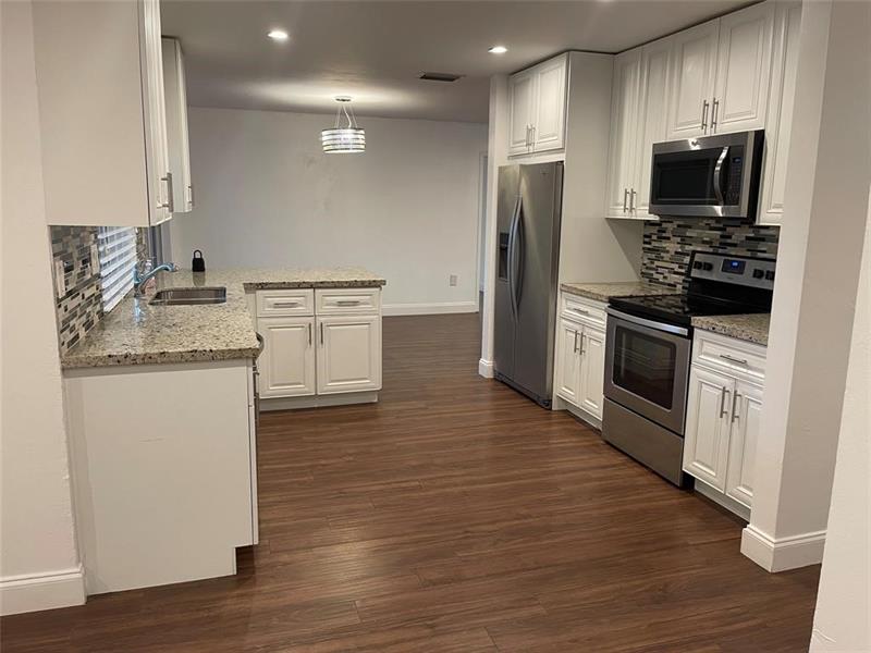Image 8 of 19 For 4270 107th Ave