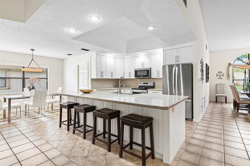 Image 11 of 32 For 11848 2nd Ct