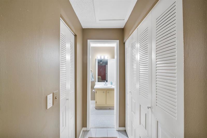 Image 16 of 32 For 6334 Winding Brooke Way