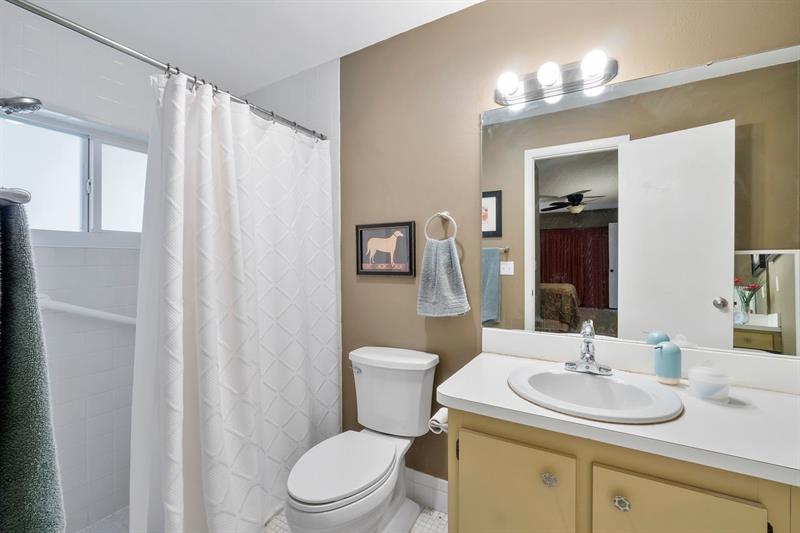 Image 18 of 32 For 6334 Winding Brooke Way