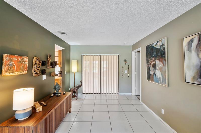 Image 9 of 32 For 6334 Winding Brooke Way