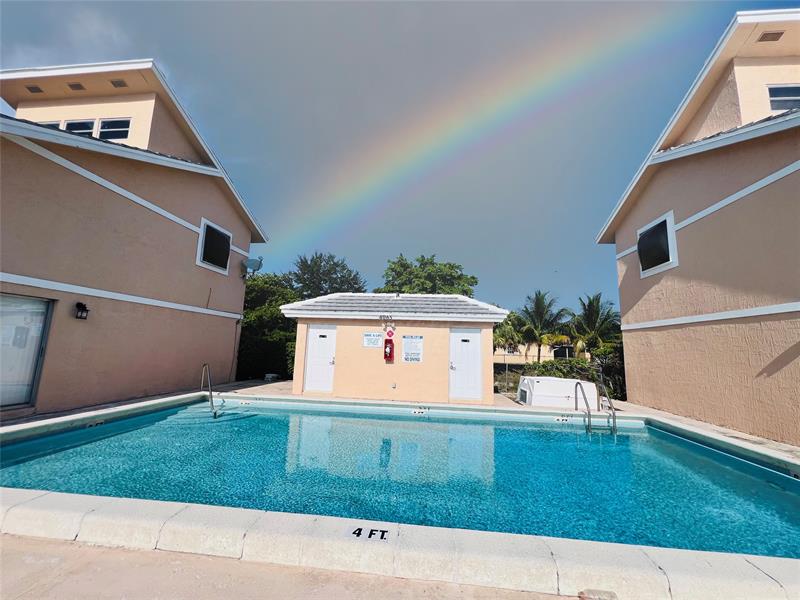 Image 4 of 31 For 4087 Coral Springs Dr  2