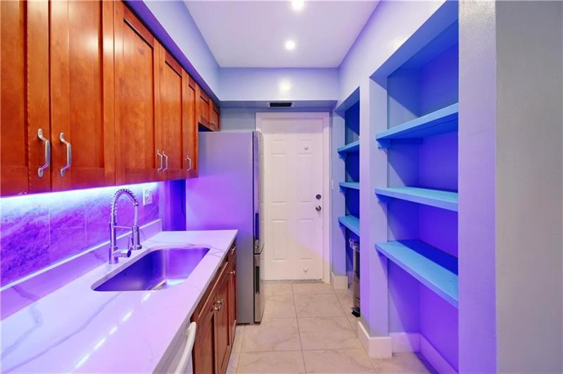 Image 7 of 31 For 4087 Coral Springs Dr  2