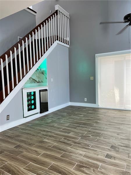 Image 11 of 29 For 3947 Coral Springs Dr  22