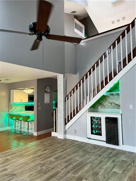 Image 8 of 29 For 3947 Coral Springs Dr  22