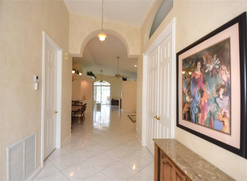 Image 4 of 59 For 10254 Utopia Cir W