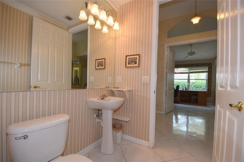 Image 42 of 59 For 10254 Utopia Cir W