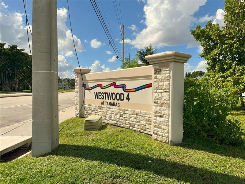 Image 14 of 19 For 9407 70th Pl