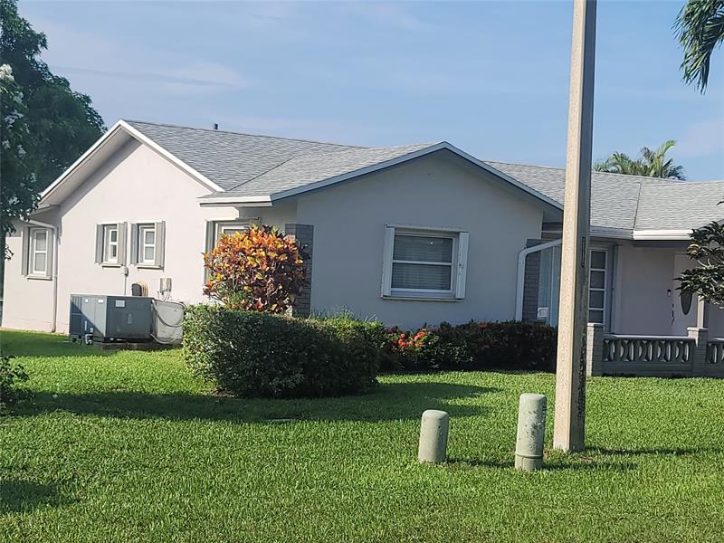 Image 6 of 19 For 9407 70th Pl