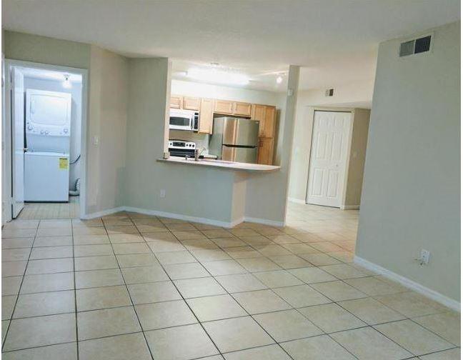 Image 5 of 15 For 3995 Mcnab Rd  103b
