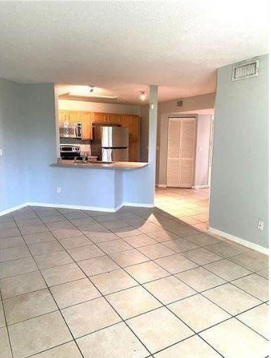 Image 6 of 15 For 3995 Mcnab Rd  103b