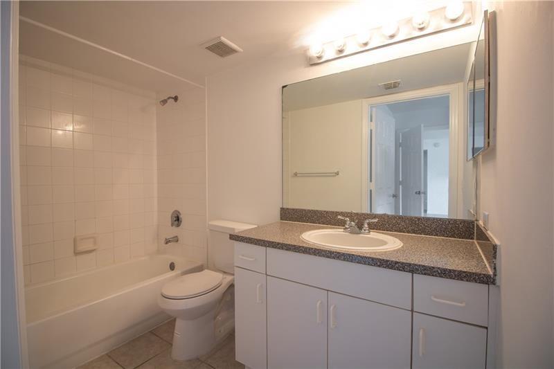 Image 10 of 32 For 5045 Wiles Rd  205