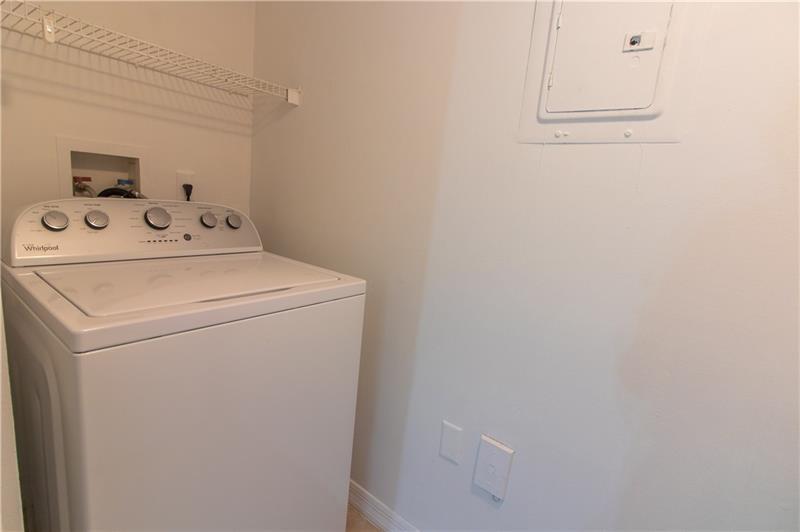 Image 12 of 32 For 5045 Wiles Rd  205