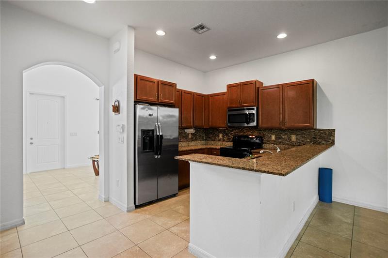 Image 19 of 63 For 450 Greensboro Way