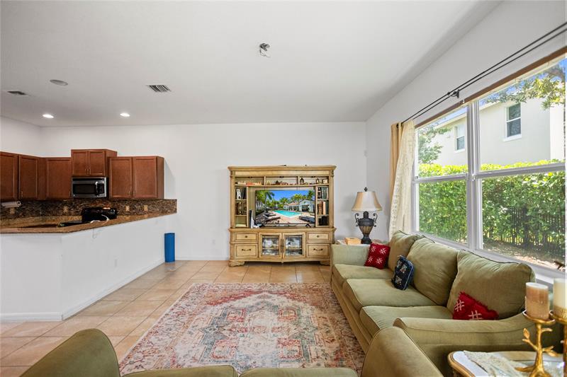 Image 25 of 63 For 450 Greensboro Way