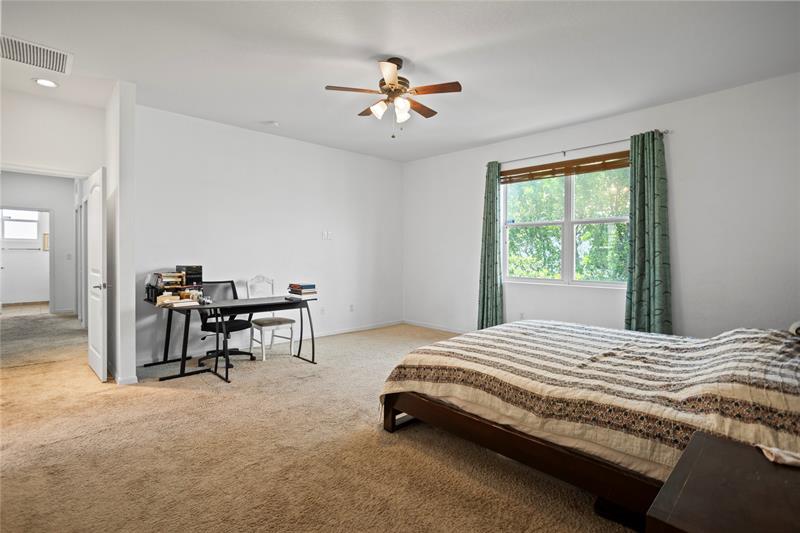 Image 38 of 63 For 450 Greensboro Way