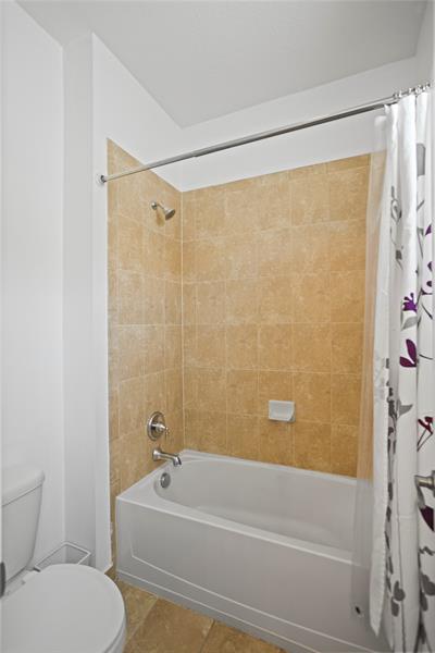 Image 51 of 63 For 450 Greensboro Way