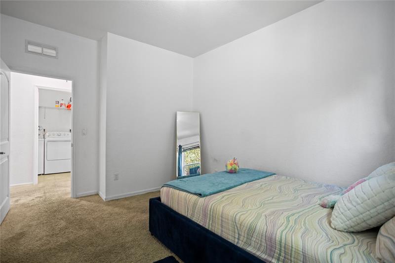 Image 54 of 63 For 450 Greensboro Way