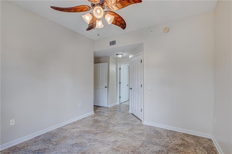 Image 18 of 44 For 9833 Baywinds Dr  7102
